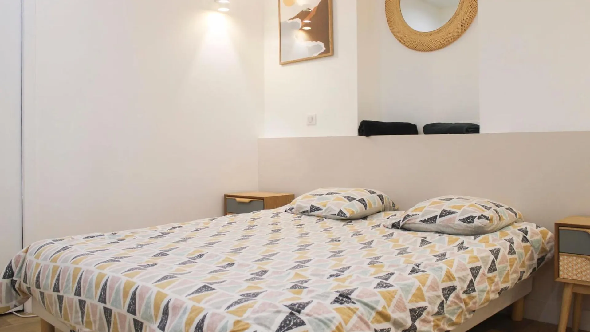 Apartment Comfortable Cocoon Close To Montmartre Paris
